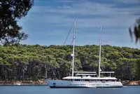 Five Star Small Pax Cruise-Ship or Family Yacht